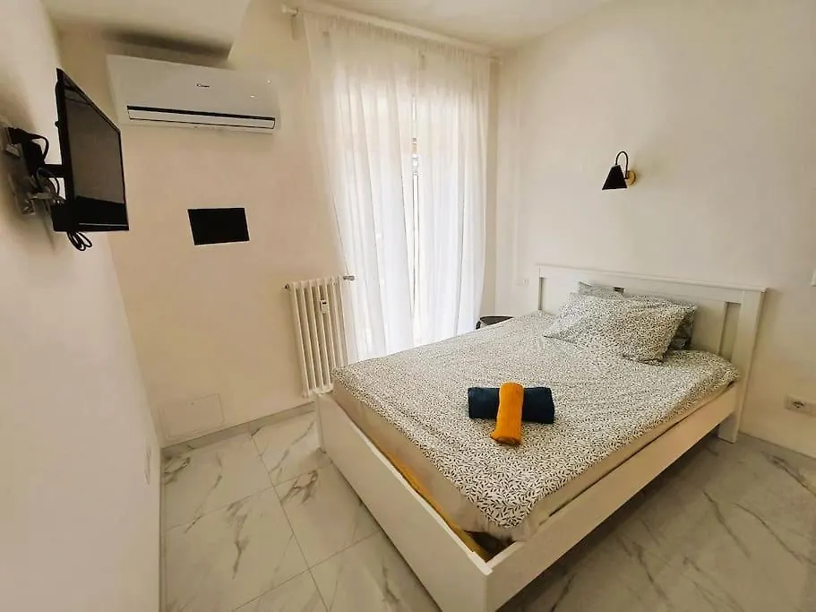 Appartamento Pi Gneto Gh Locazione Turistica Roma Italia